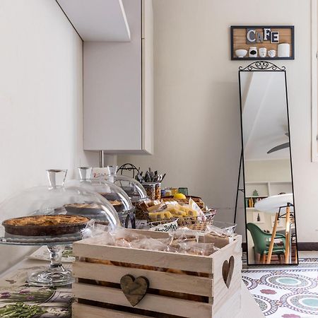 Room & Breakfast Canalino 21 Modena Bagian luar foto