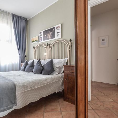Room & Breakfast Canalino 21 Modena Bagian luar foto