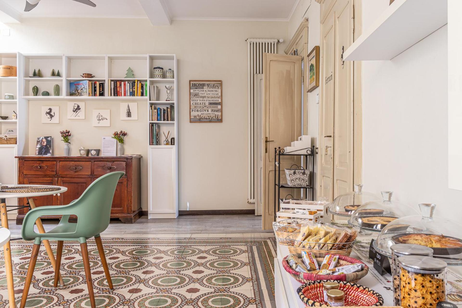 Room & Breakfast Canalino 21 Modena Bagian luar foto