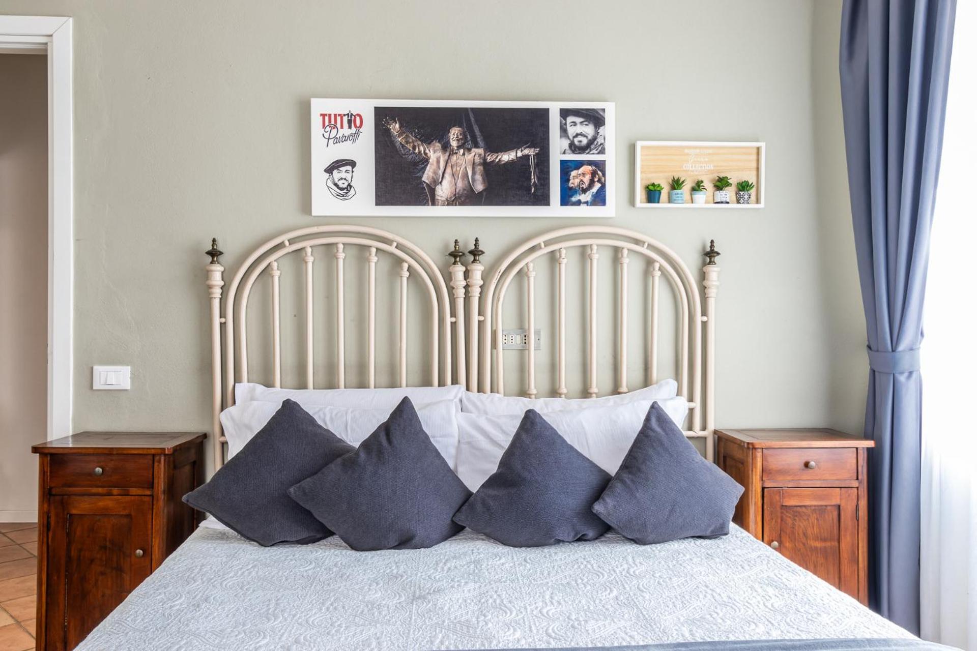 Room & Breakfast Canalino 21 Modena Bagian luar foto