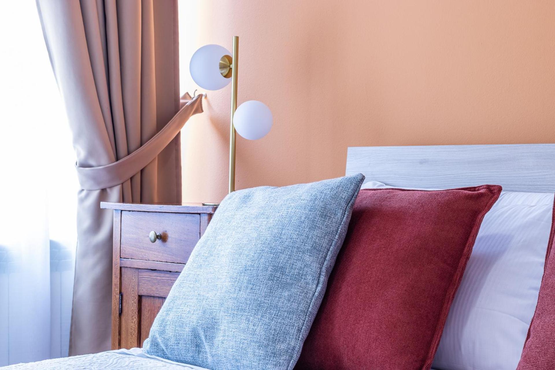 Room & Breakfast Canalino 21 Modena Bagian luar foto