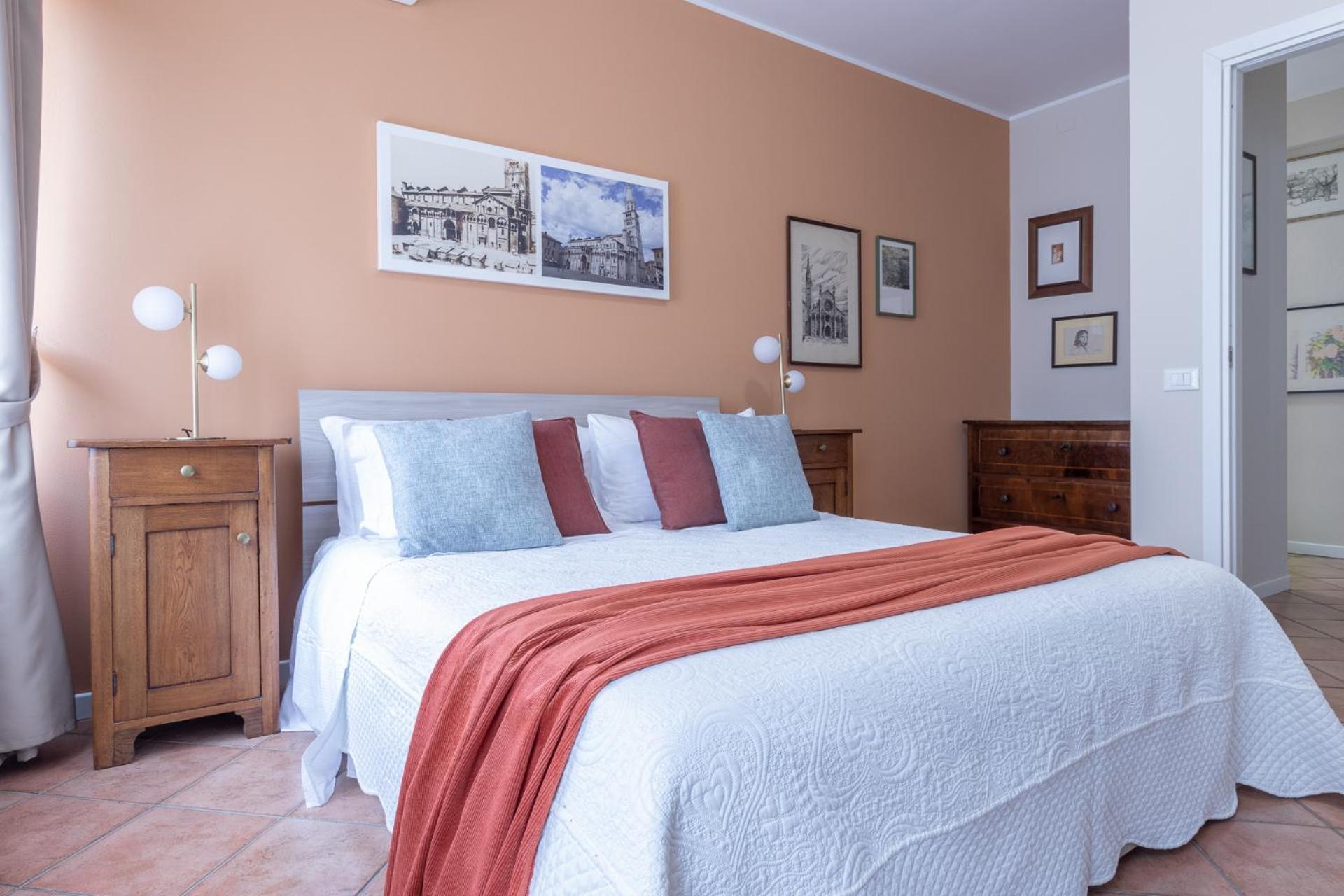 Room & Breakfast Canalino 21 Modena Bagian luar foto