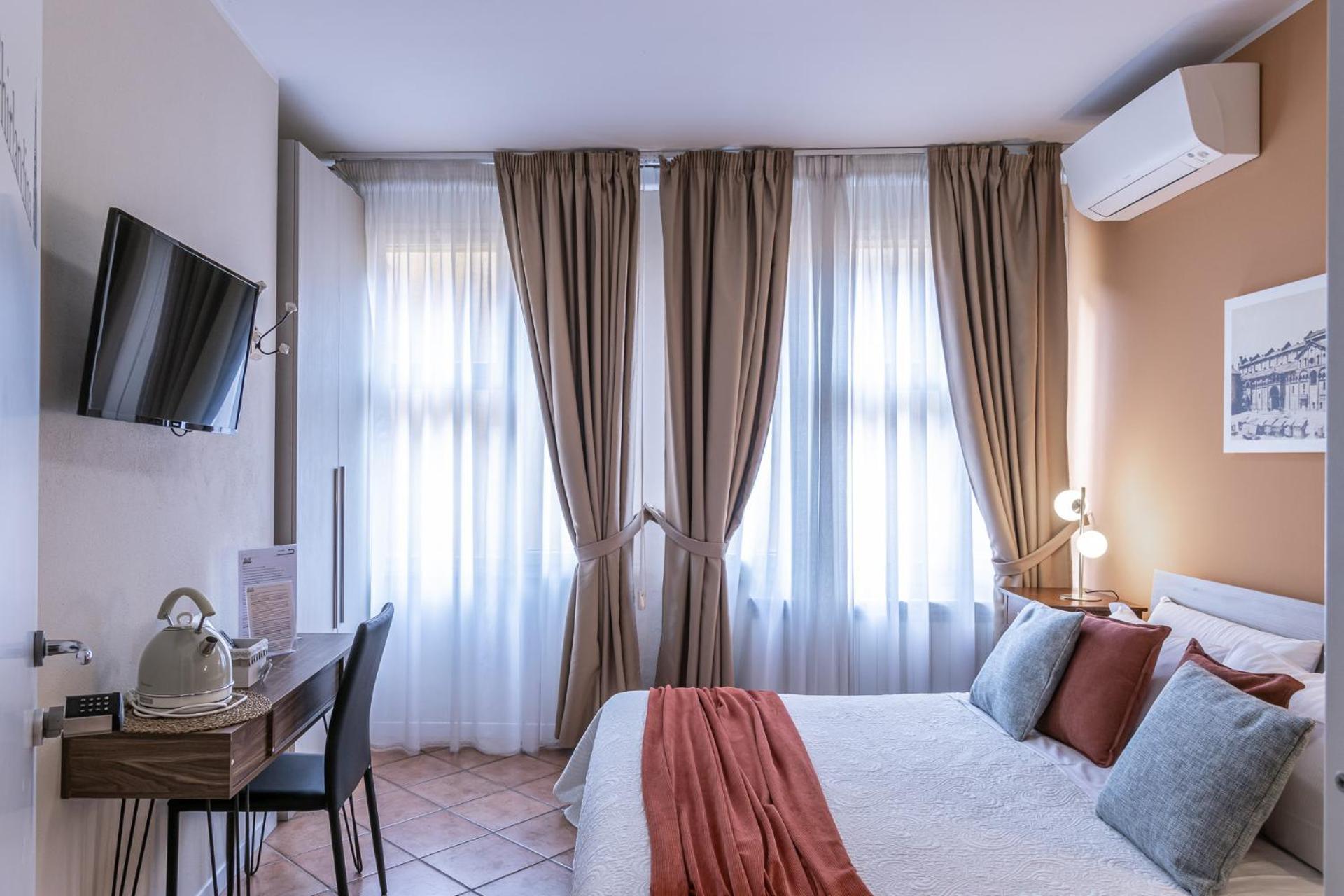 Room & Breakfast Canalino 21 Modena Bagian luar foto